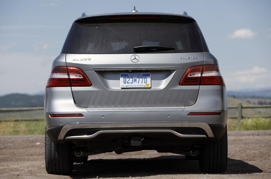 Mercedes-Benz ML350 BlueTEC 4Matic 2012 года  (фото 39 из 43)